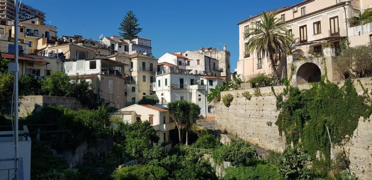 La Casa Di Sara Villa Pizzo  Buitenkant foto